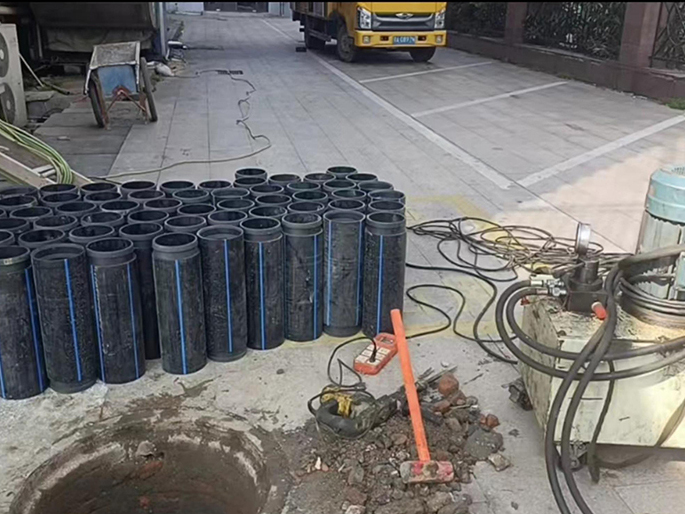 桑珠孜PE置换管厂家 DN315置换管 非开挖管短管置换